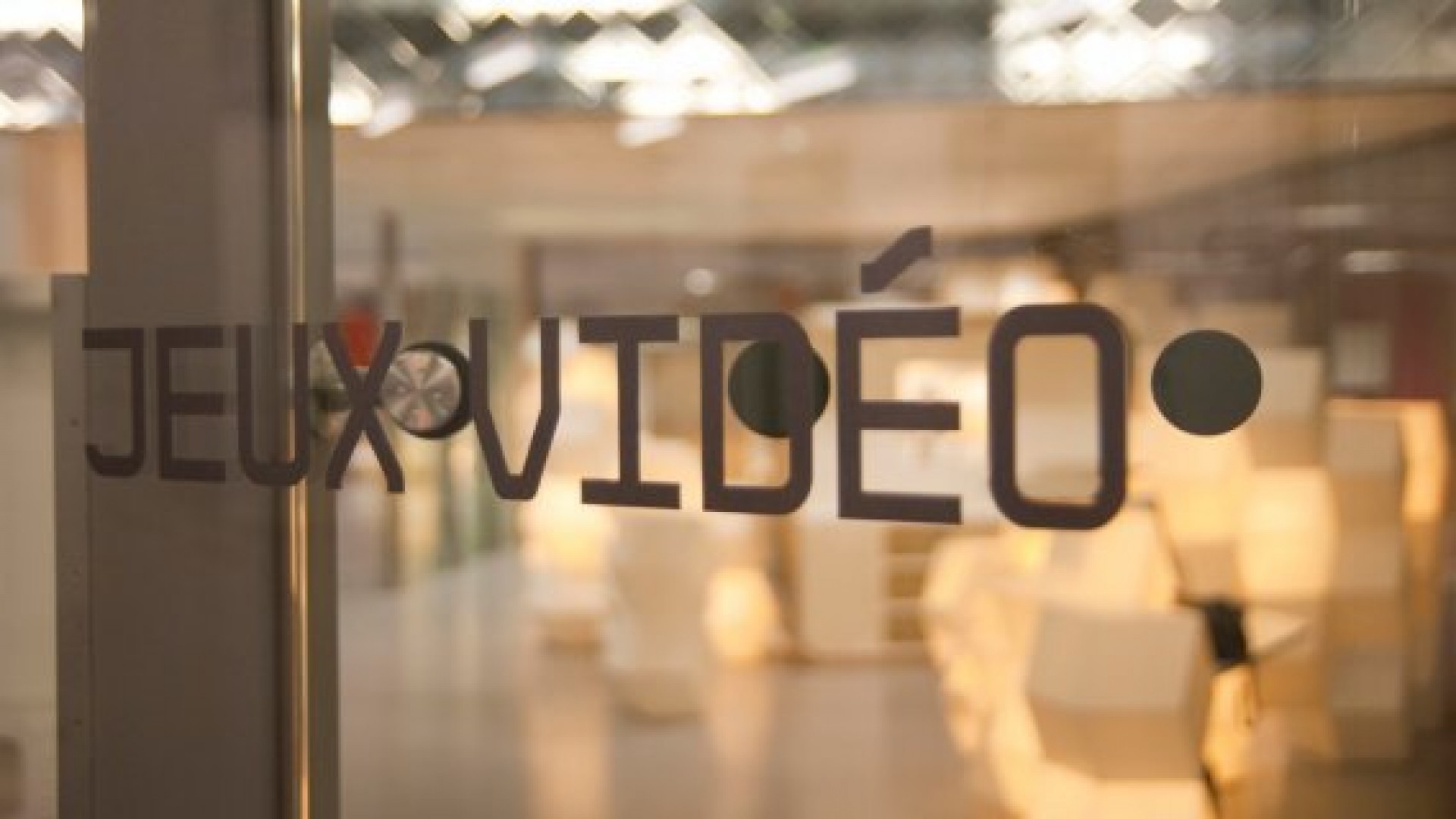 Jeux vidéo&nbsp;: voyage dans le temps et rétro-futurisme