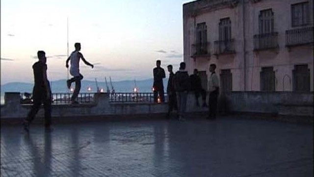 Tanger par ses marges