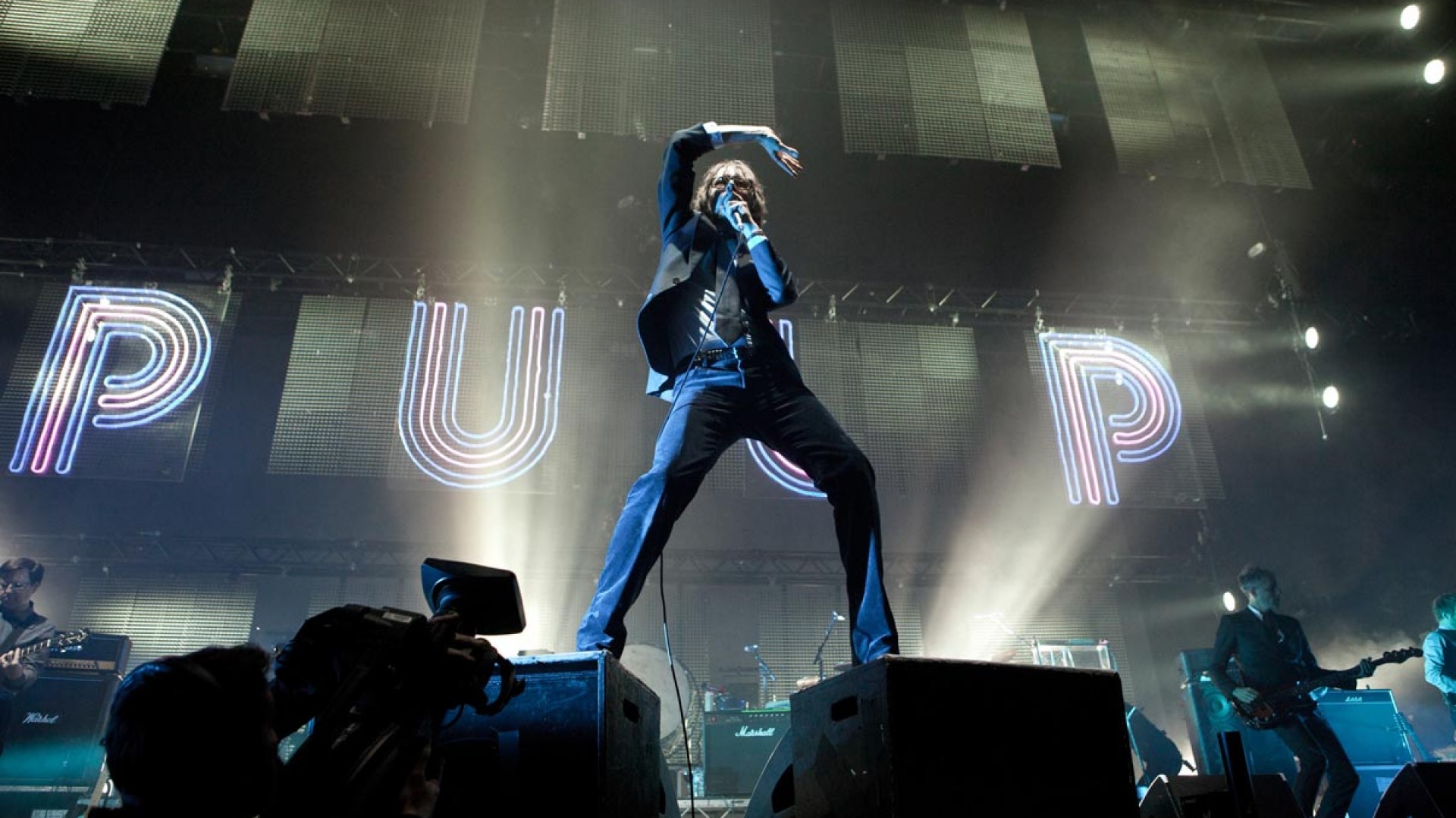 Pulp - A Film about Life, Death and Supermarkets