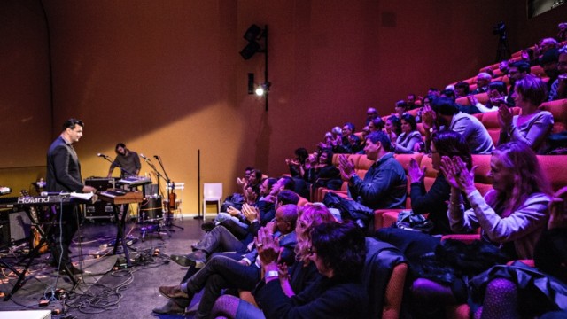 2025&nbsp;: une révolution après la techno&nbsp;?