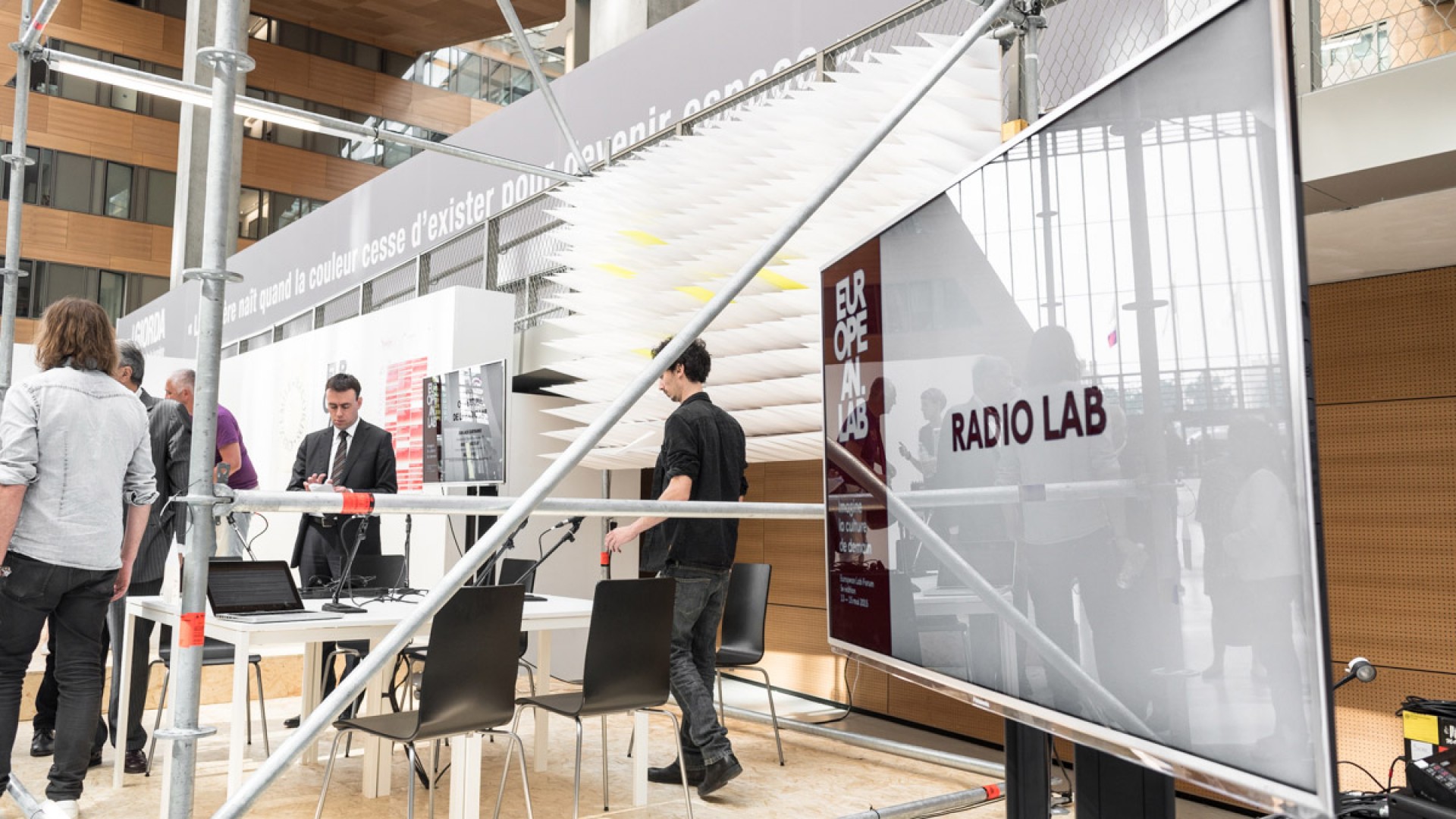 L’AUTONOMISATION DES FEMMES DANS LES MONDES ARABES