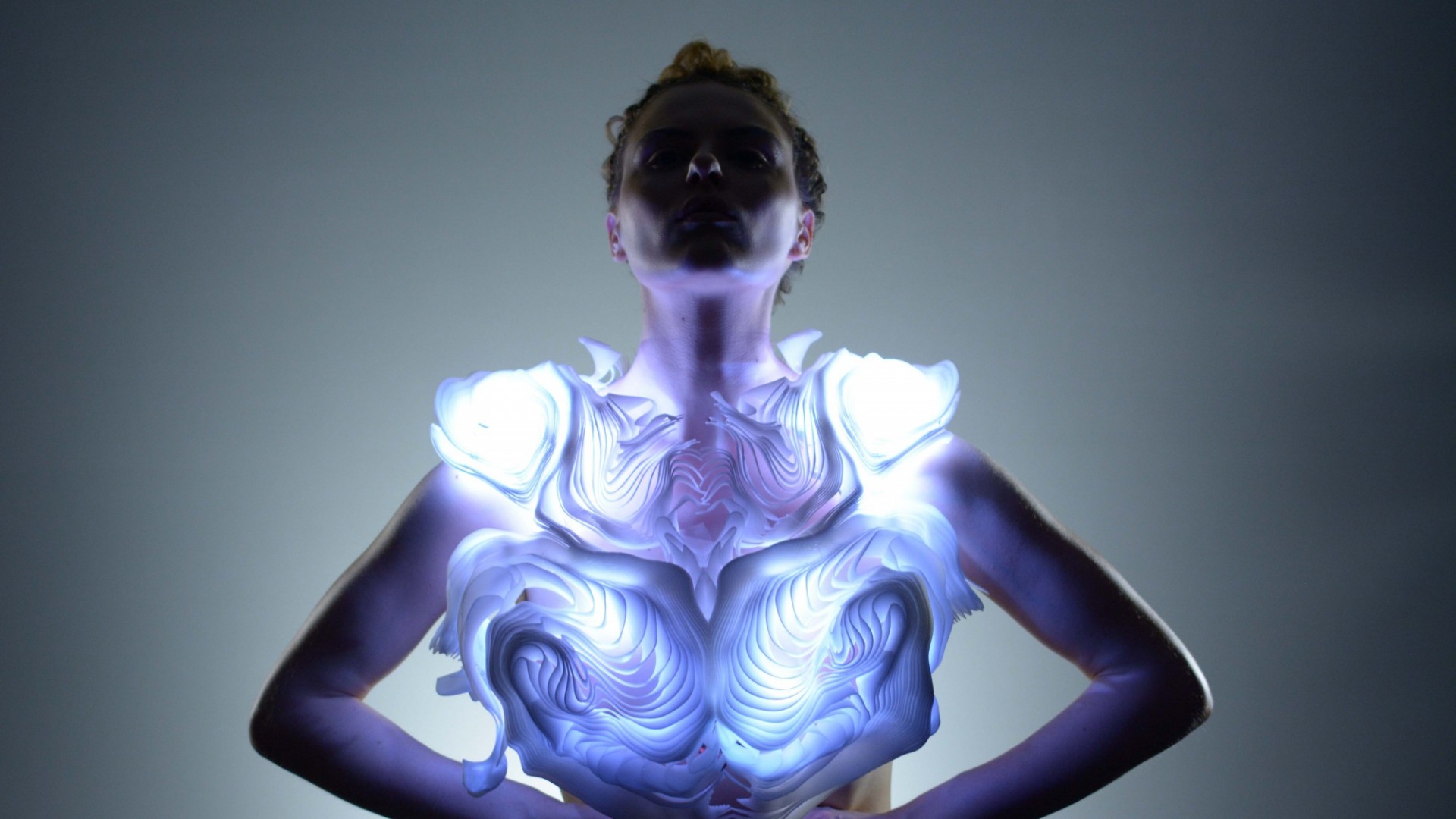 Look Forward, l'exposition