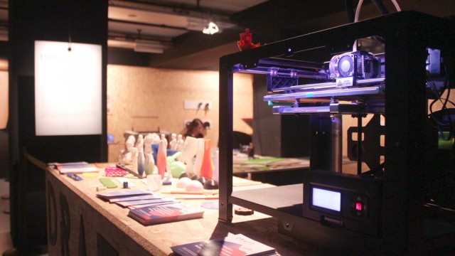 Fablab Look Forward