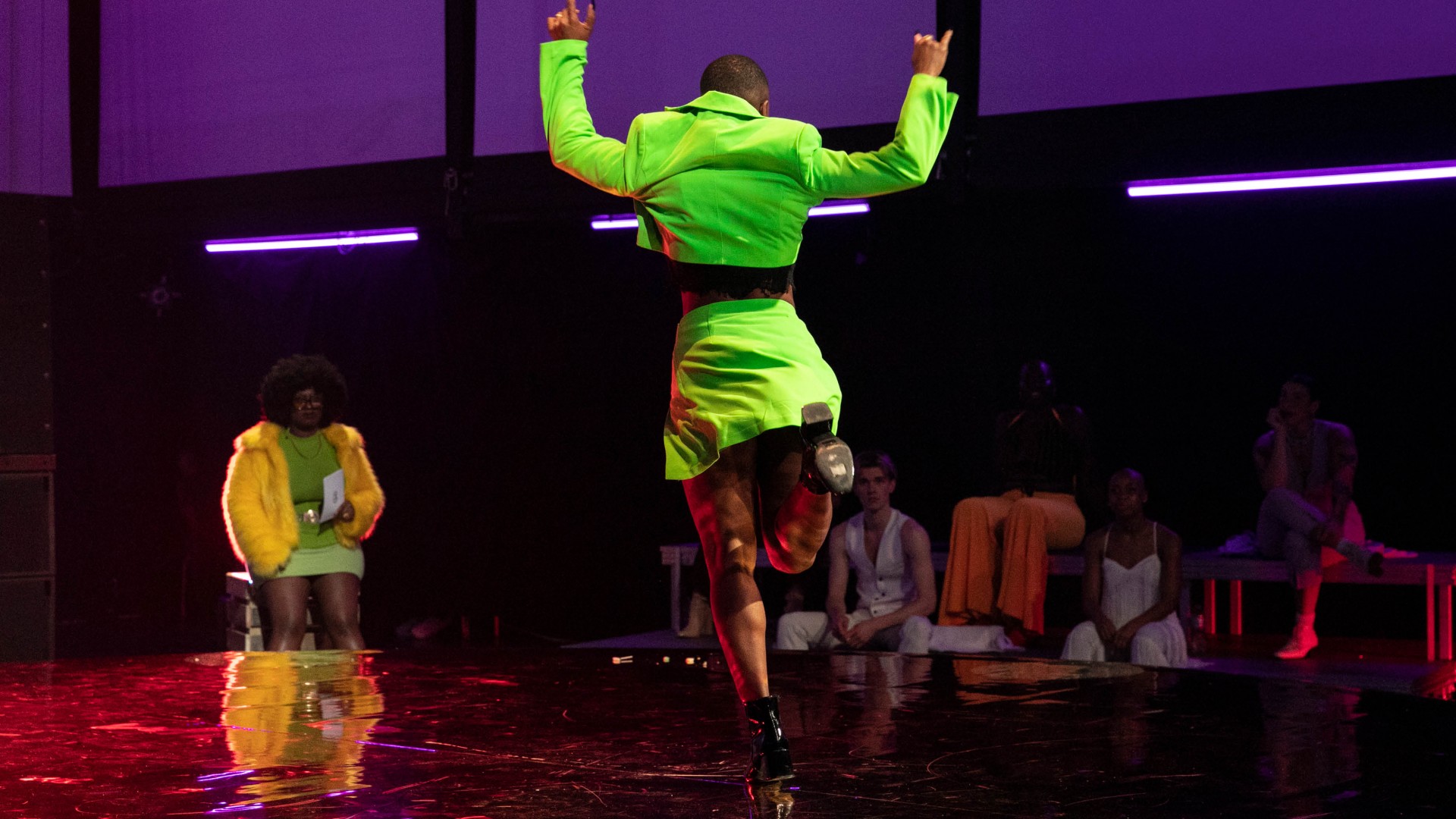 Body Movin’&nbsp;: waacking